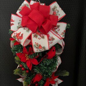 Christmas Red Cardinal Swag Wreath